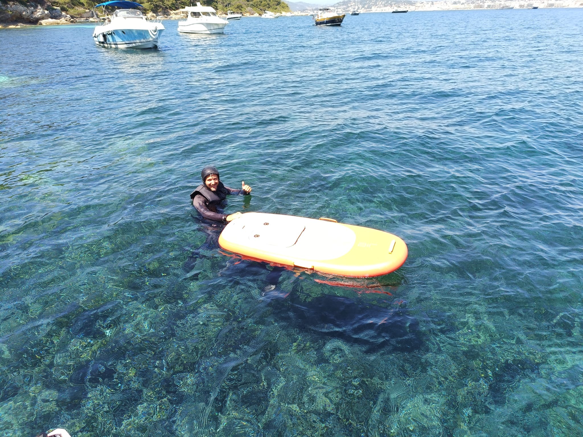 Sensations de glisse en eFoil